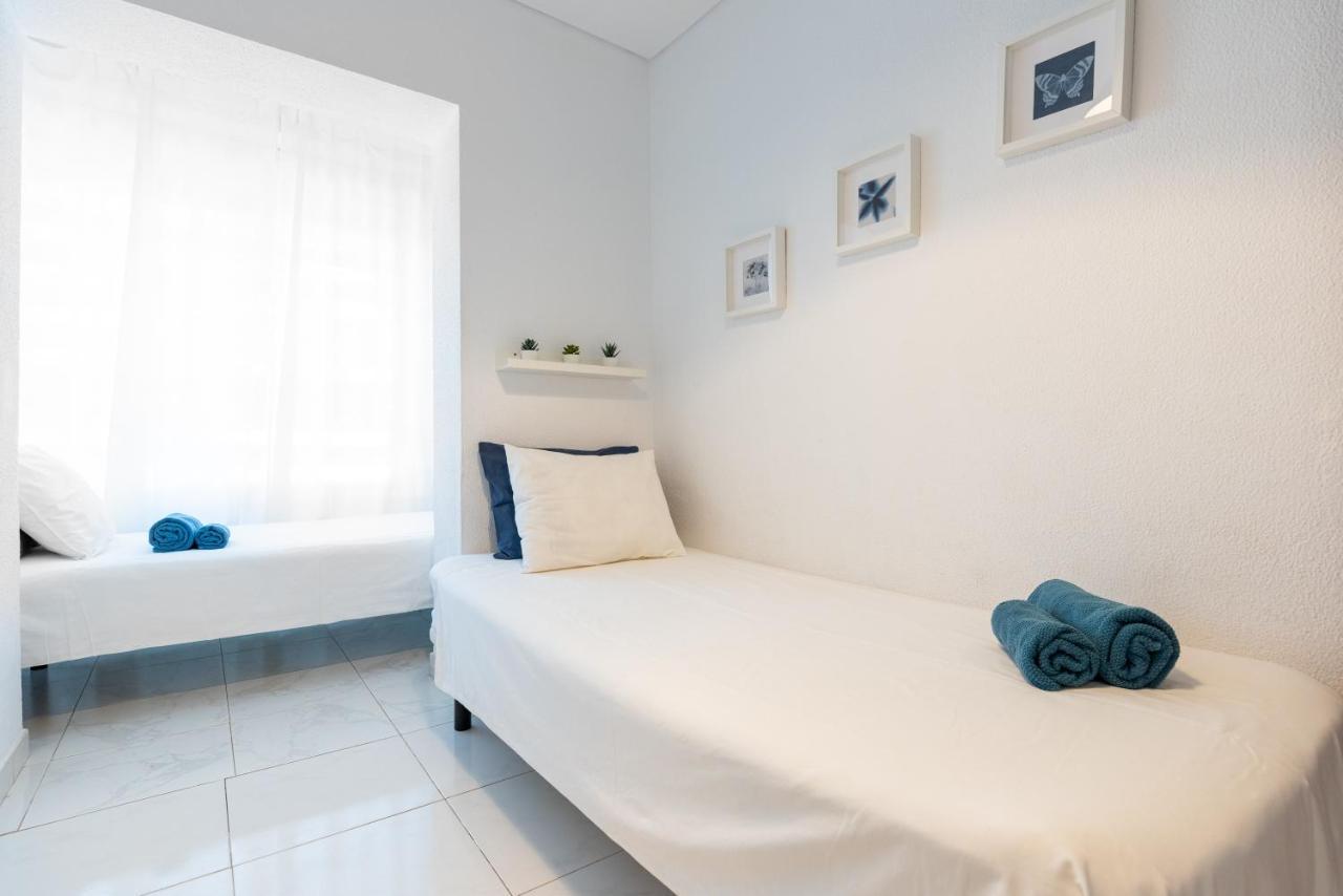 Eurosol Carihuela Apartman Torremolinos Kültér fotó
